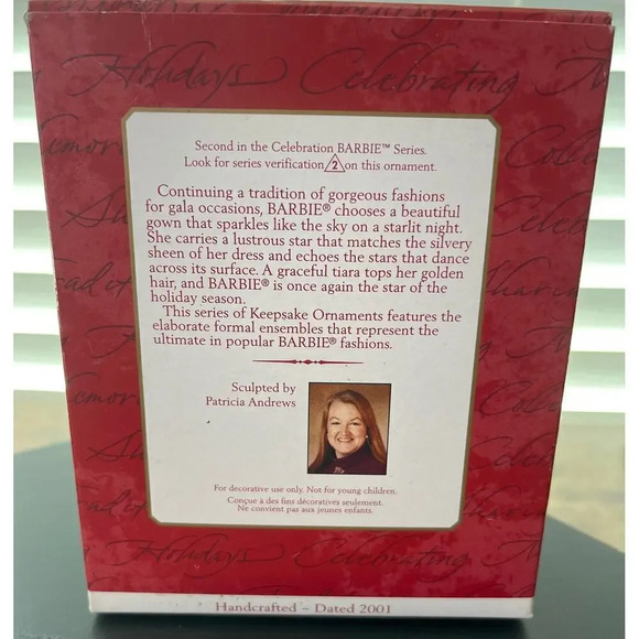 Hallmark Ornament Celebration Barbie Special '2001' - Picture 13 of 14